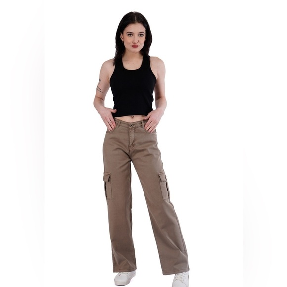 Zara Pants - Zara Beige Casual Pants